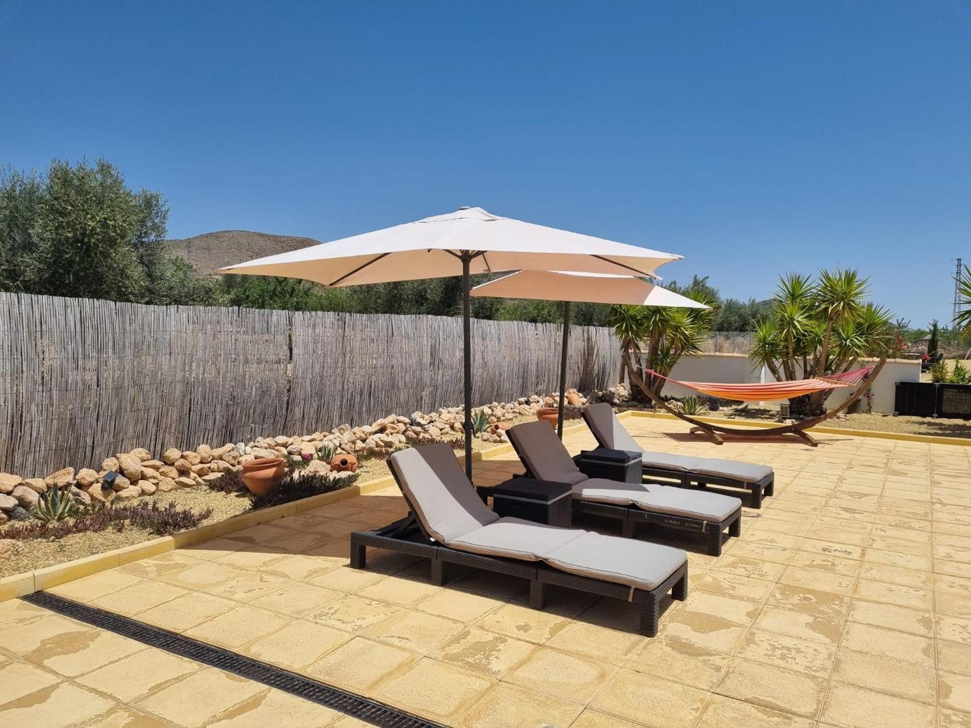 B&B Casa Blanca Oria Екстериор снимка